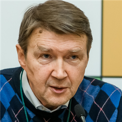 Валентин Макаров